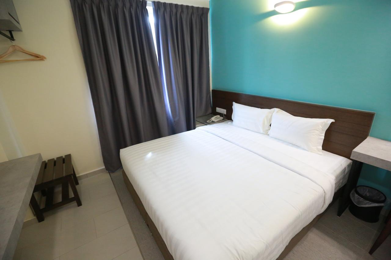 Pantai Regal Hotel Kuantan Exterior photo